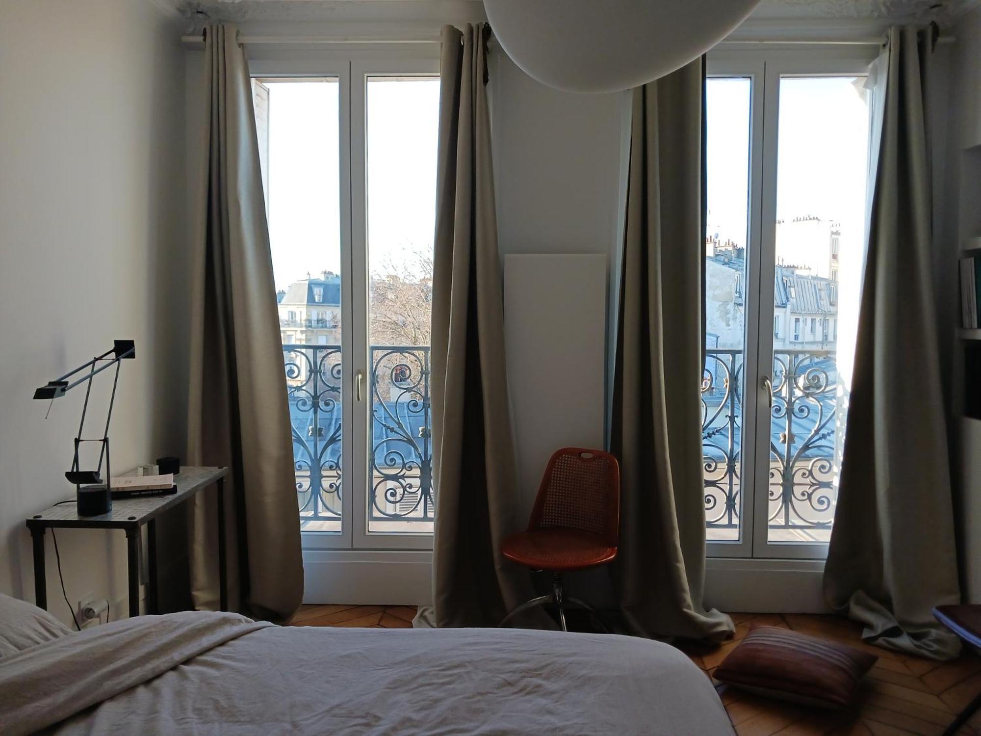 - Montmartre Apartment *